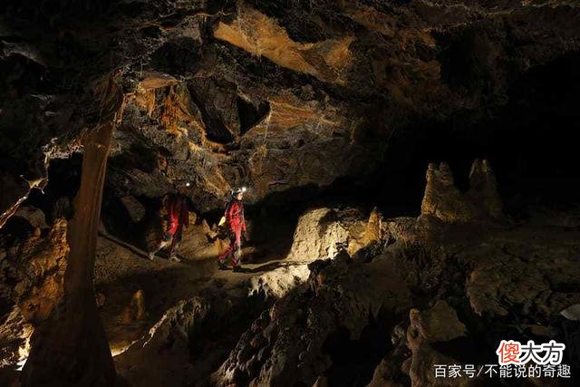 “深度时间”实验：8男7女在完全黑暗，没有钟表的洞穴里住了40天