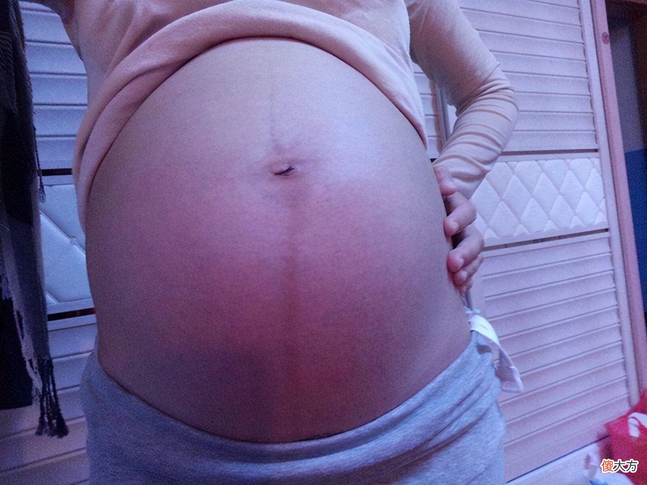 为啥准妈妈腹部有一条黑线?与3个因素有关,好处让人无法拒绝