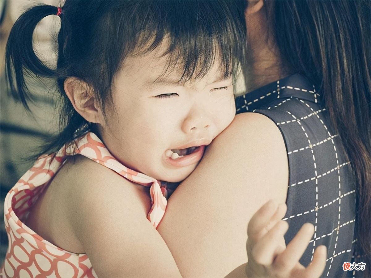 宝宝“黏妈属性”太强大？妈妈做好这两个方面，缓解他的不安情绪
