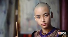 【爱历史】康熙有97个孙子，为何选乾隆继位？除了聪明，乾隆有一点无人能及