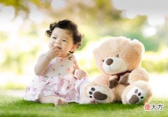 宝宝说“妈妈”时，就是在叫你吗？娃学说话过程，是段“历险记”