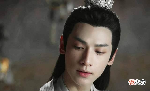 【历史故事】俗语说“男怕摸头，女怕摸腰”是什么意思？