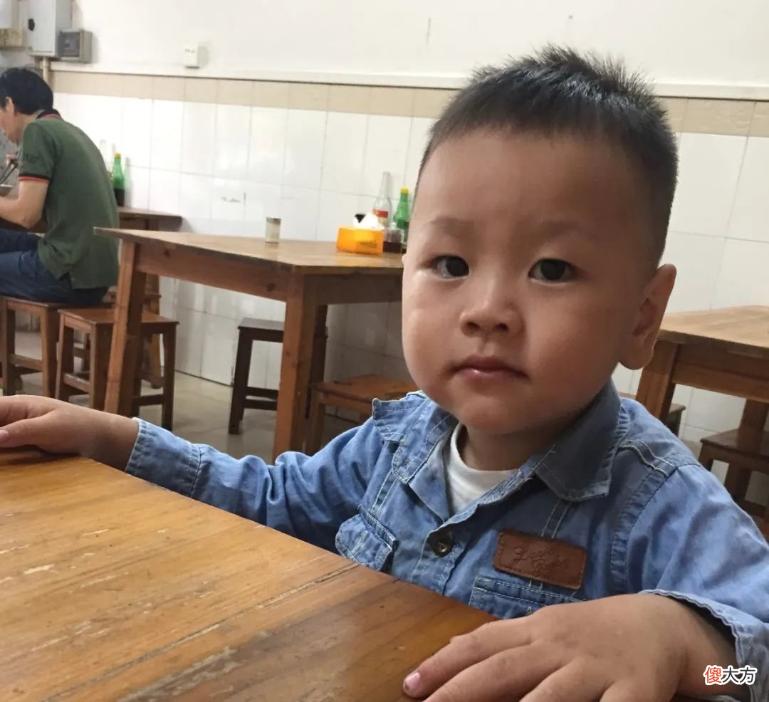 了解这四个阶段，孩子尿裤子不再是“大难题”
