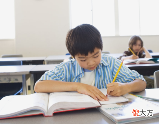 孩子不爱写作业怎么办？不吼不叫让孩子自觉写起来，附解决办法
