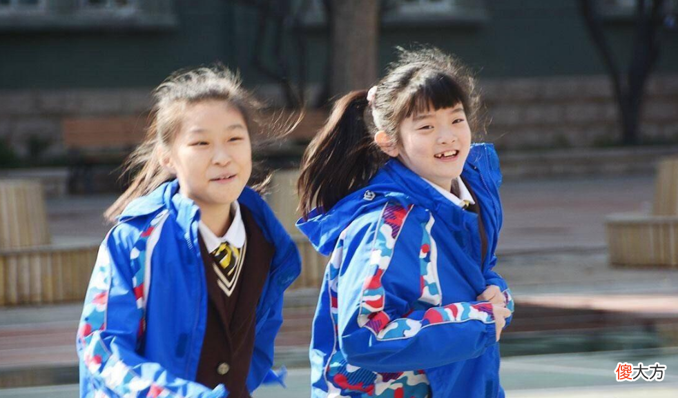 小学生能有什么坏心思？看完这本充满恶意的同学录，简直不敢相信