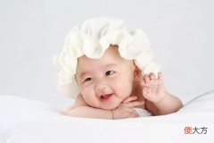 6-12月龄宝宝发育重点，符合说明发育很好，你家娃有如下表现吗？