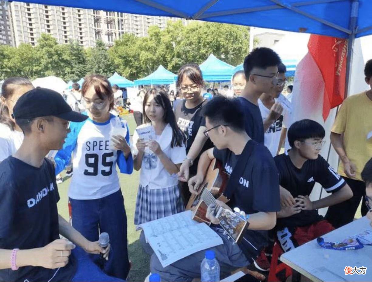 养孩子花费清单：23年共计73万，有的家庭一年800万，区别在哪