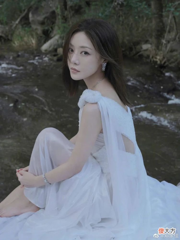 【时尚一点】这次的女明星红毯PK,是哪个段位?