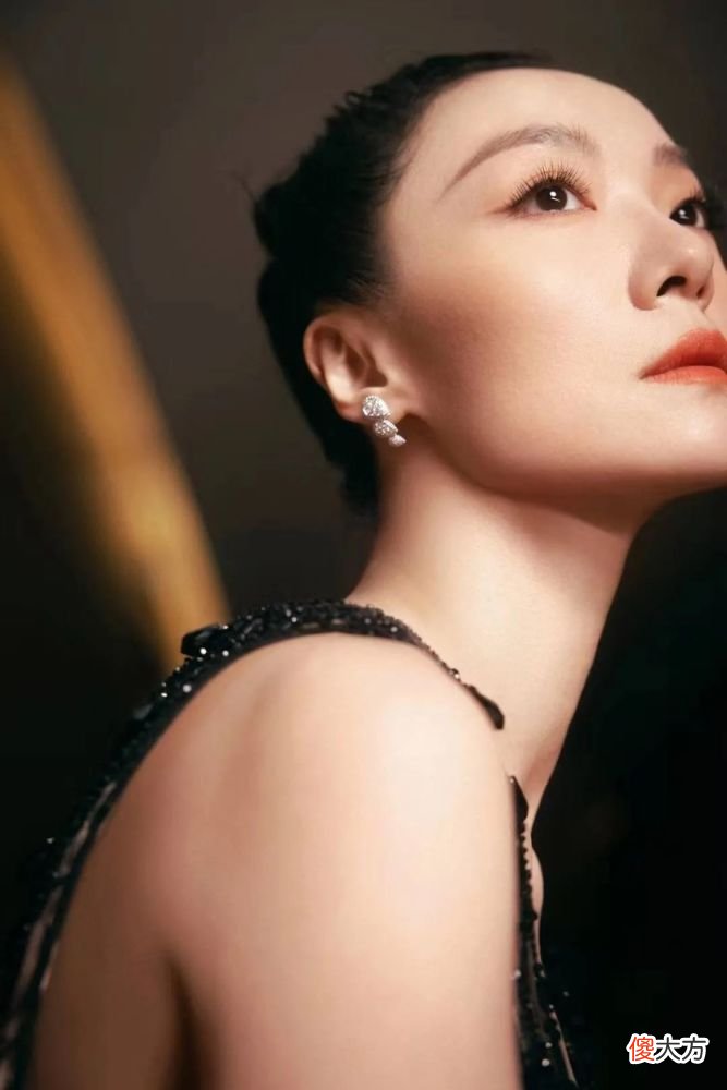 【时尚一点】这次的女明星红毯PK,是哪个段位?