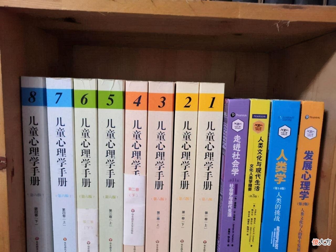 为什么看了几十本育儿书，还是教不好孩子？家长该醒悟了