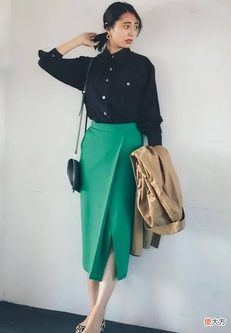 【时尚一点】尖头浅口王妃鞋的搭配方式是什么样的？