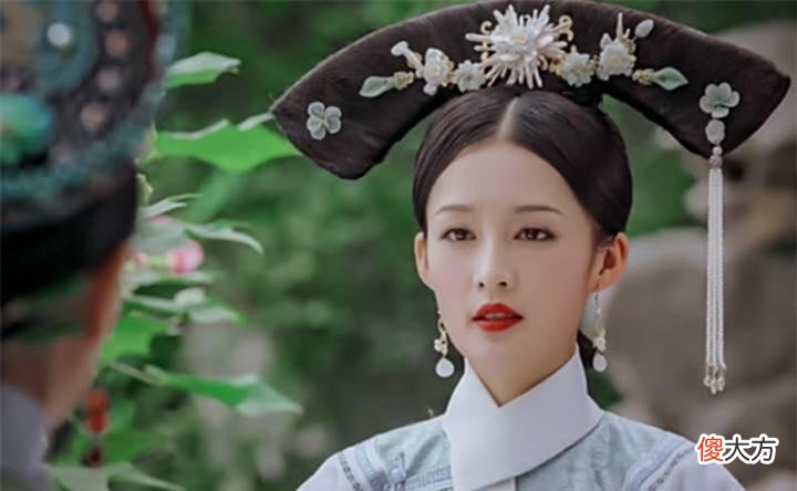 【爱历史】乾隆后宫的维族宠妃和卓氏，27岁嫁给乾隆备受宠爱，复原像很冷艳