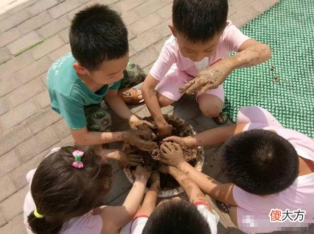 孩子常常玩得一身脏，并非不爱干净，可能是受“本体觉失调”影响