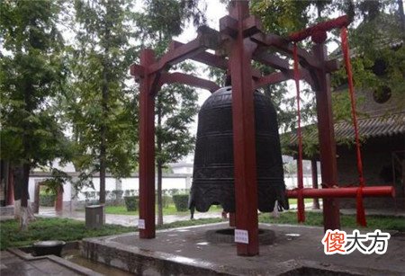 陕西有座奇塔，1300年经历70多次地震，裂开还会“自我愈合”