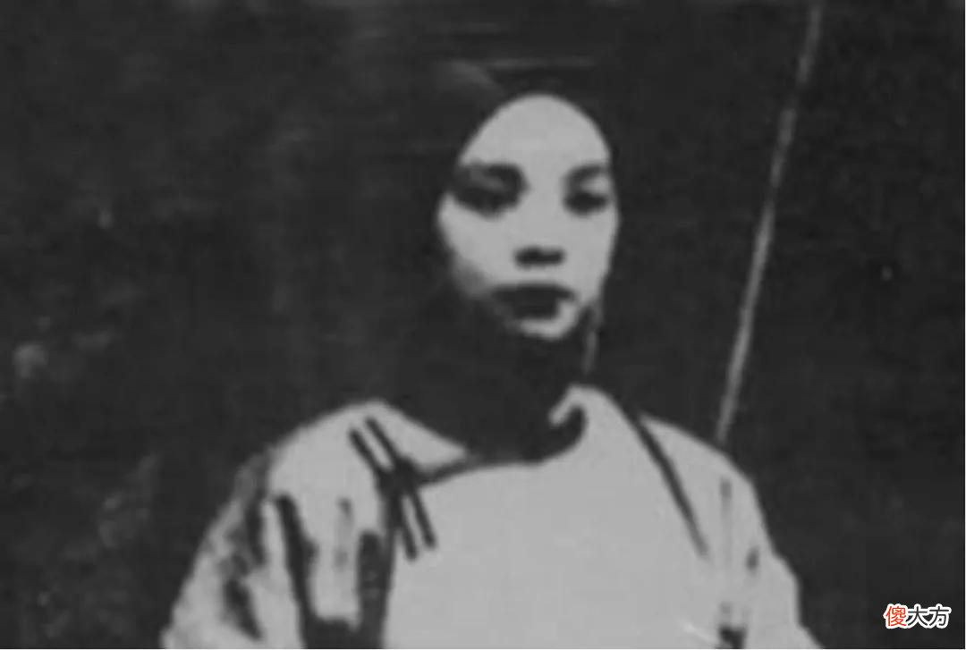 【历史故事】她是第一位且是唯一一位女状元，才华横溢，后来下落不明