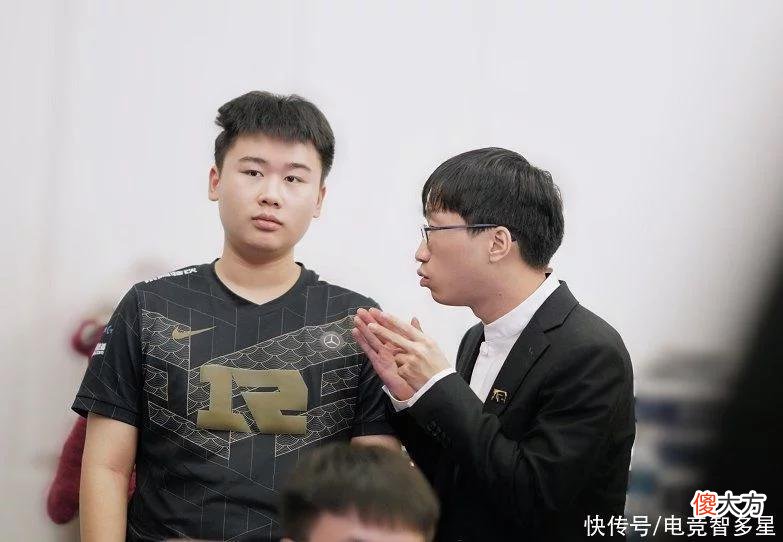 【游戏迷】Wei状态奇好，11连胜登顶韩服第四？20杀艾克痛击队友