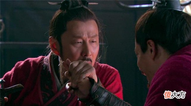 【爱历史】韩信被杀后，萧何看着他的尸体，冷冷地说了4个字，被人诟病至今