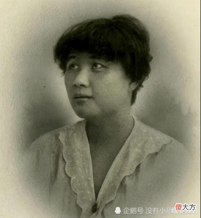 【爱历史】老照片：80年代，一个正在读书的姑娘，一张宋美龄16岁时的留影