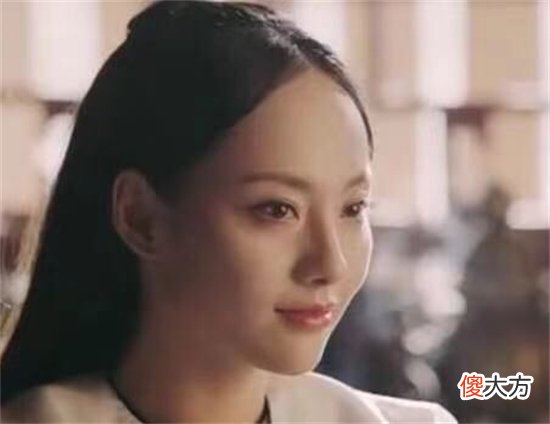 【历史故事】被罚去刷马桶的嫔妃：容妃犯了两个无法被原谅的错，康熙也很无奈