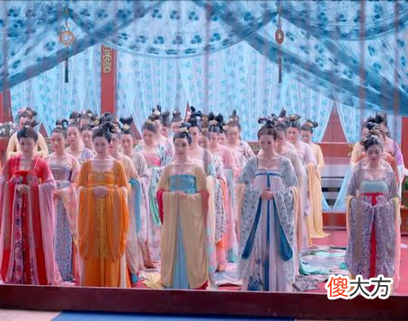 【历史故事】贵妃备受冷落，与太监“对食”，皇帝大笑：太监还能干这事？朕要观看