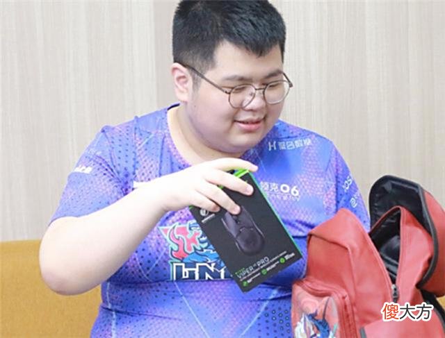 【游戏迷】宁王力挺pandaC:他不菜只是压力太大,阿乐心态崩了,开播落泪?