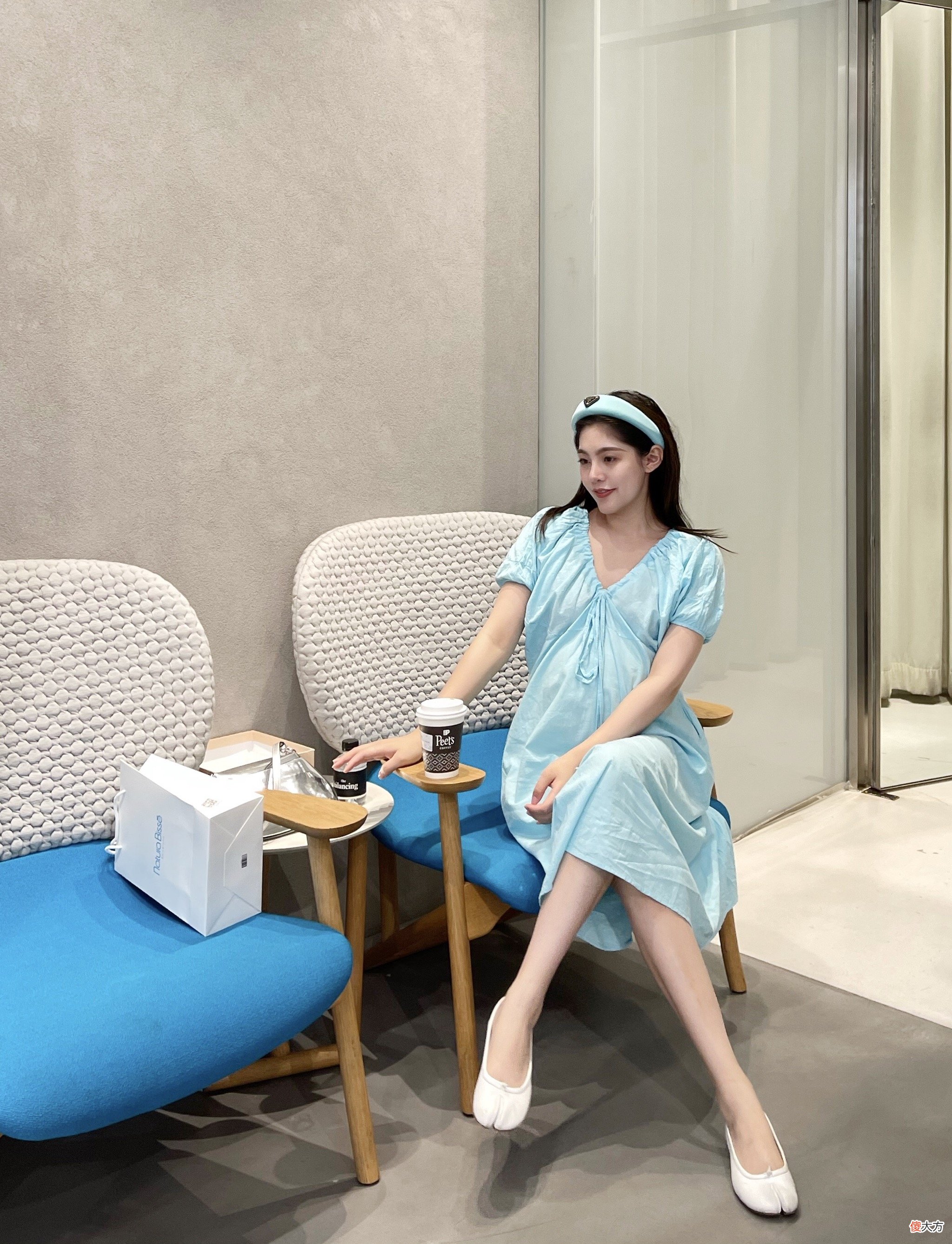 chic孕妈穿搭,“带球工作”的孕妈,如何舒服自己又不邋遢?