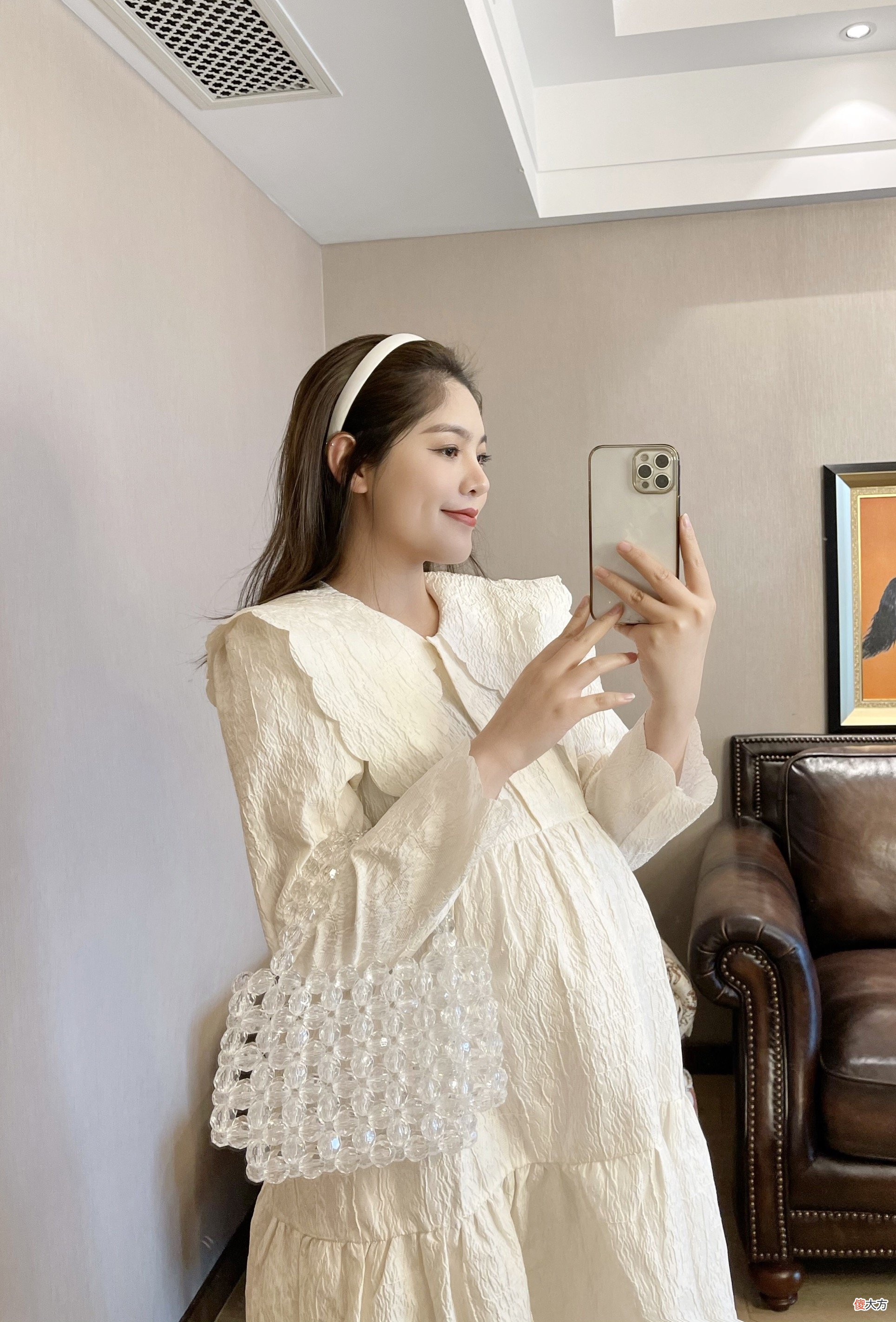 chic孕妈穿搭,“带球工作”的孕妈,如何舒服自己又不邋遢?