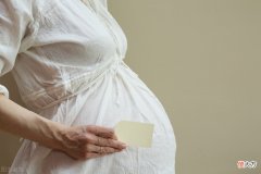 生孩子前先破水还是先见红，这几方面差别很大，孕妈可要长点心