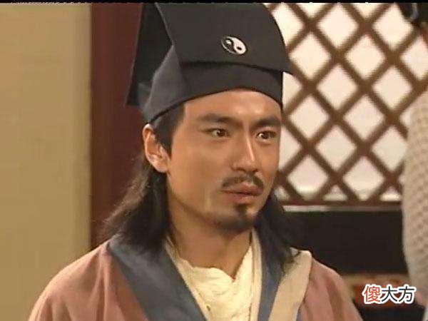 【爱历史】徐茂公和李世民喝酒，酒醒后惊恐发现身上披着龙袍，保命方式绝了