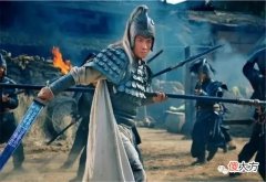 【历史故事】阿斗是被刘备摔傻的吗？刘禅为什么愚笨无大志？