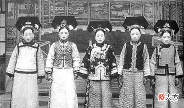 【爱历史】都被宫斗剧骗了！一天只能吃到2两肉？揭秘真实清廷嫔妃生活