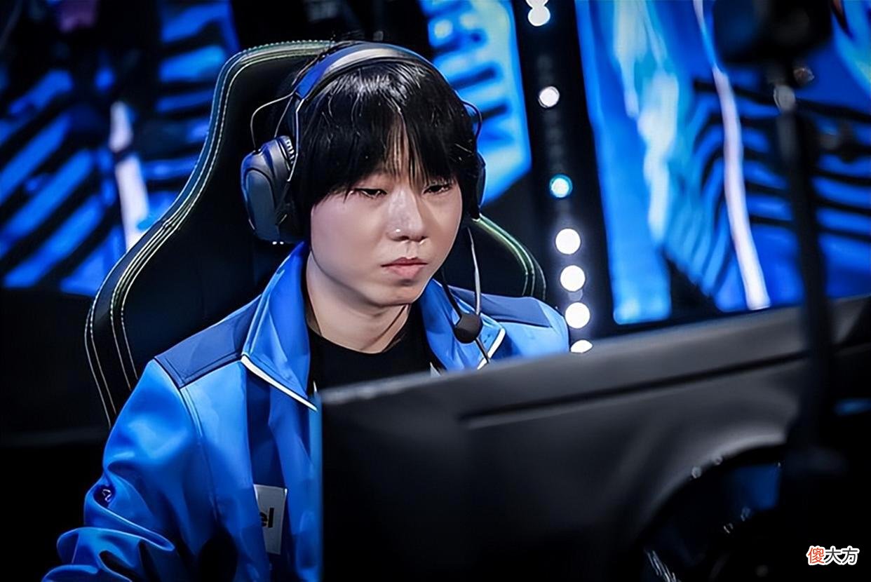 【游戏世界】Dota2-皮鞋Yang锐评RNG：真的不厉害，据说训练赛就没怎么赢过！
