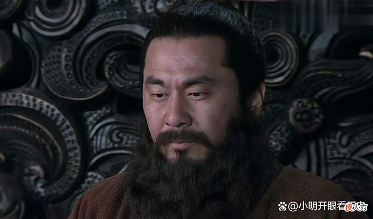 【历史故事】曹操手下人才那么多，为何他总是自己亲征，不让其他人统兵出征？
