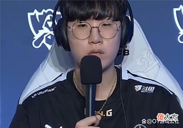 【游戏世界】没faker的命却坚持嘴硬，输比赛后T1下路服软：以后会专注第二名