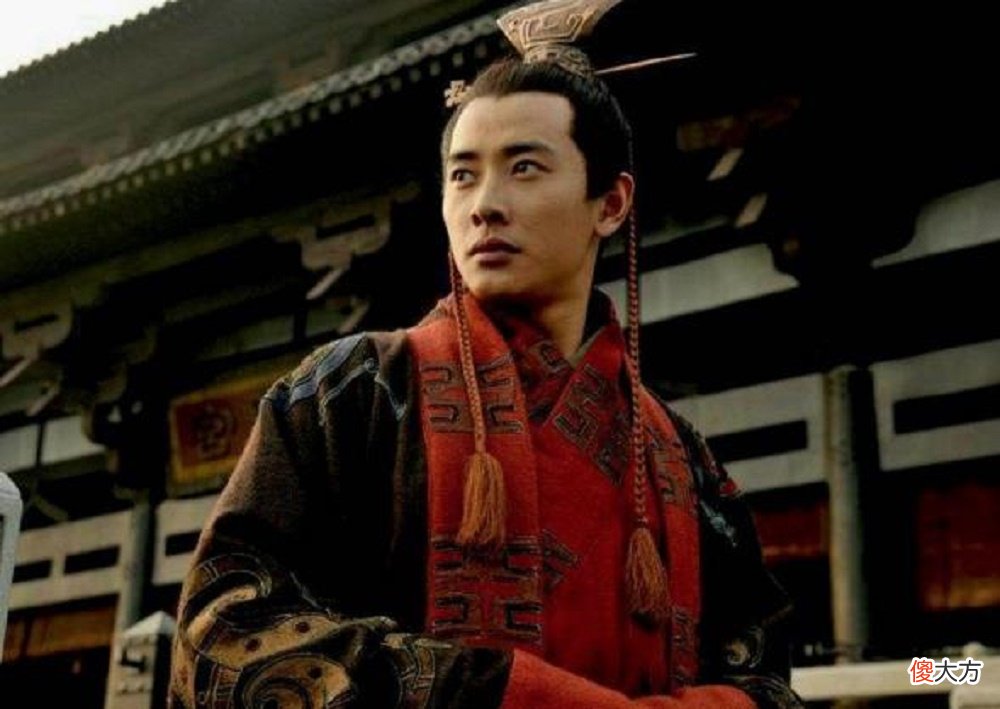 【爱历史】三国:汉献帝和吕布,这两位悲剧人物,死后竟然“相守”在一起