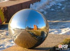 细思极恐！科学家称人类生活在一个黑洞中，他们发现了什么？