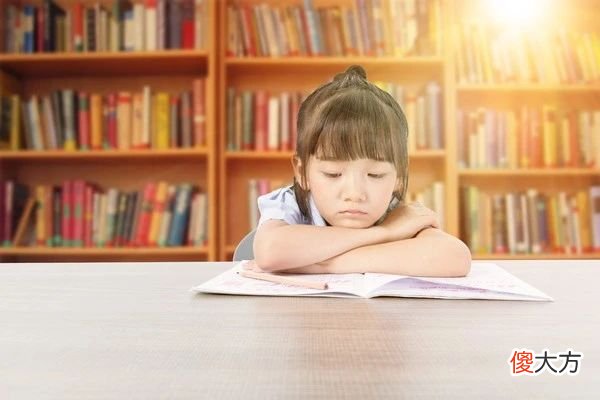 孩子遇事立场不坚定，做好三点摆脱“韦奇定律”，孩子更优秀