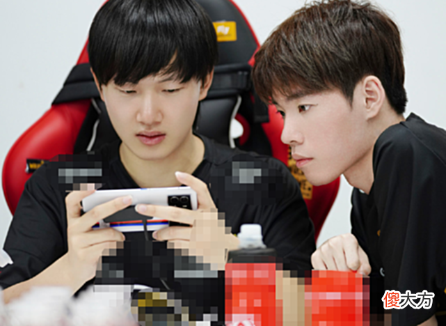 【游戏迷】狼队Fly、妖刀飘了,鼓励大家多怼怼狼队教练,直言吕成林更年期