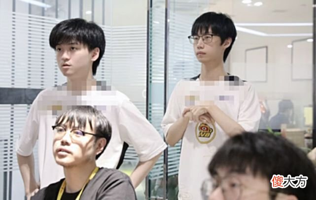【游戏迷】狼队收官之战拿下胜利，GK战队出师不利？季后赛一触即发