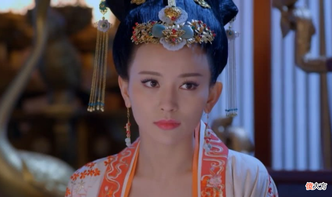 【爱历史】为保住宰相，武媚娘和李治做了笔交易：未出嫁的外甥女封“夫人”，可随时进宫侍奉皇帝