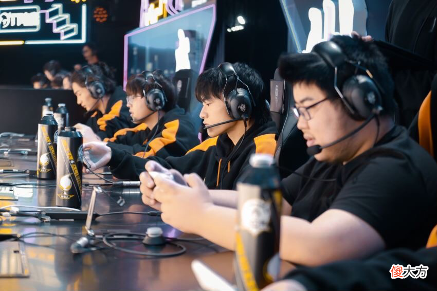 【游戏世界】fly重回赛场力挽狂澜！发博透露当前状态，但这两点让人很担心