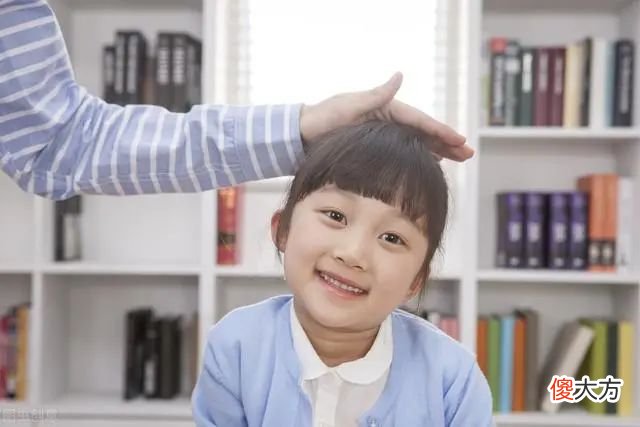 分享一个案例，妈妈用“肯定式教养”理念解决孩子喜欢掐人的问题