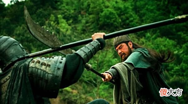 【爱历史】此人是三国低调大将，25岁追杀曹操，29岁追杀刘备，46岁追杀孙权