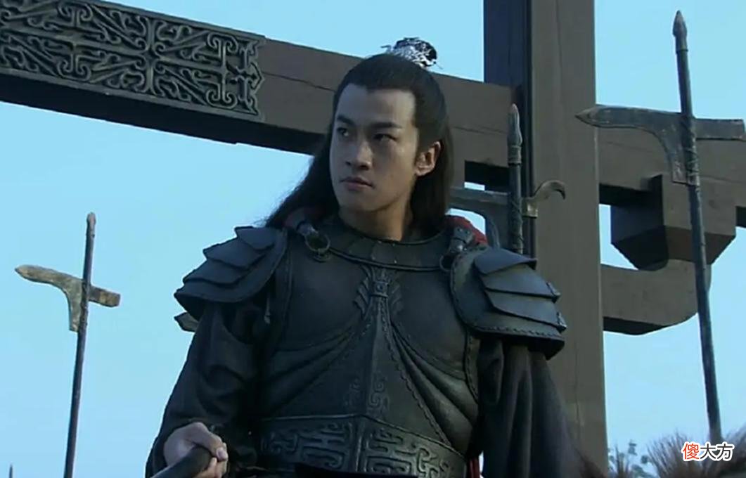 【爱历史】此人是三国低调大将，25岁追杀曹操，29岁追杀刘备，46岁追杀孙权