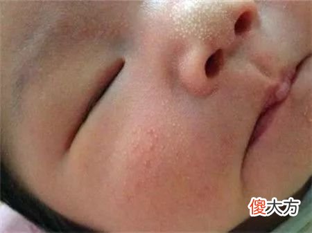 “强迫症”宝妈要忍住，小心伤害新生宝宝！