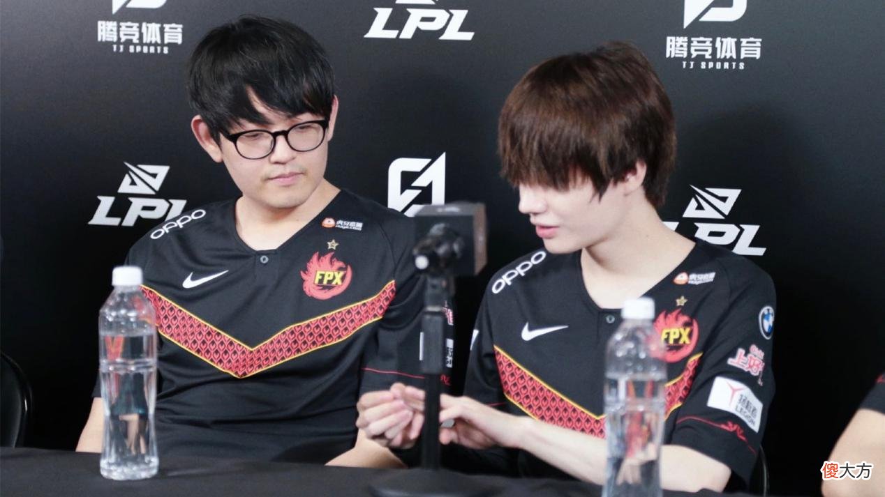 【游戏迷】金贡重回LPL？Xinyi透露：Doinb告诉他很快就能见到西八哥