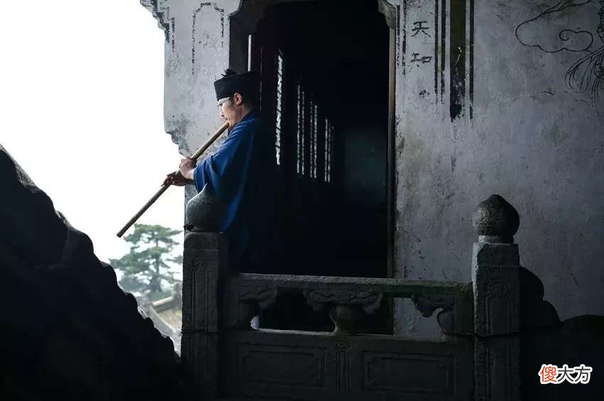 什么原因吓到宝宝？如何判断孩子是否被吓着了？有什么办法解决？