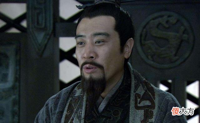 【历史故事】刘备颠沛流离一辈子，什么时候是他一生中真正的高光时刻？