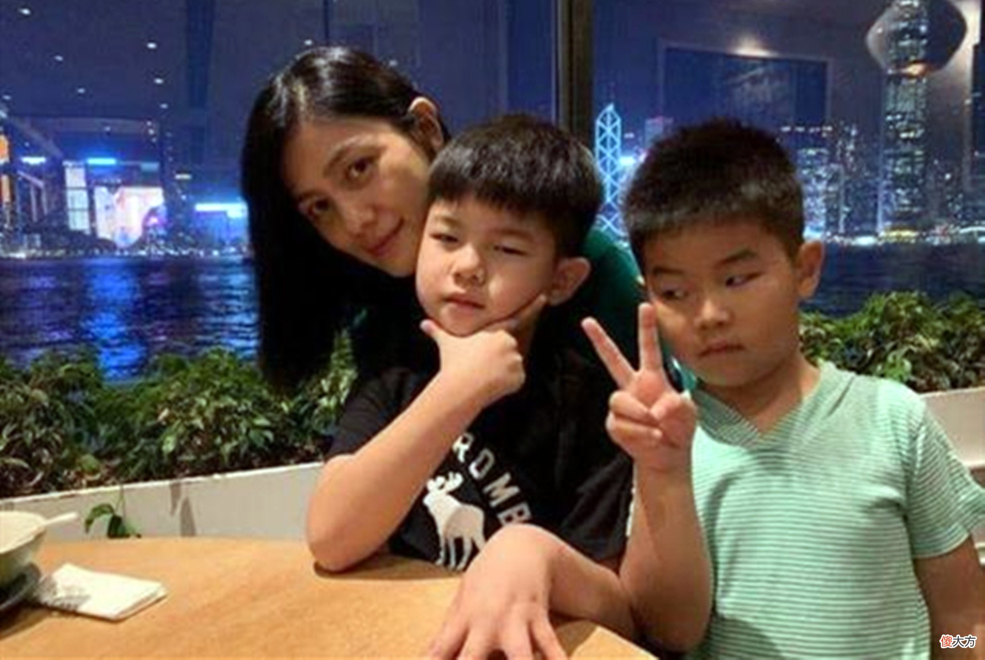 生二胎前立誓一碗水端平，做到了吗？其实，只需要做到一点