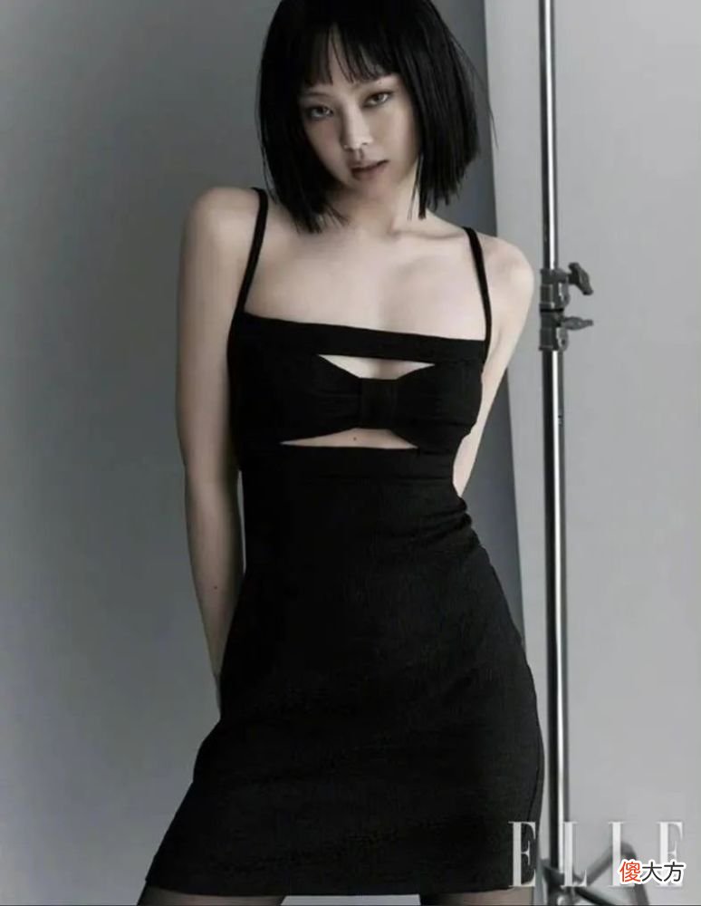 【时尚一点】韩国顶级女团回归，“破碎风”穿搭火遍全球